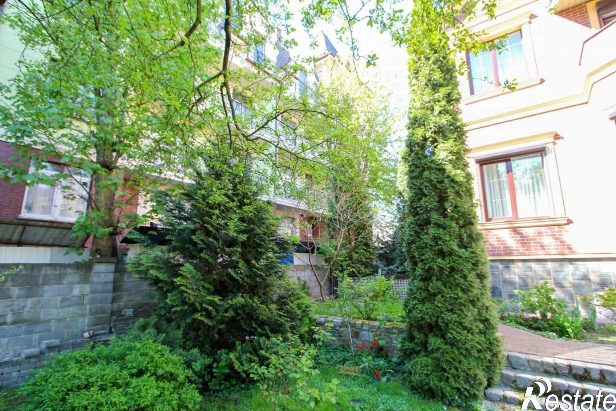 Купить дачу, дом, коттедж за 50 000 000 рублей на Ватутина ул