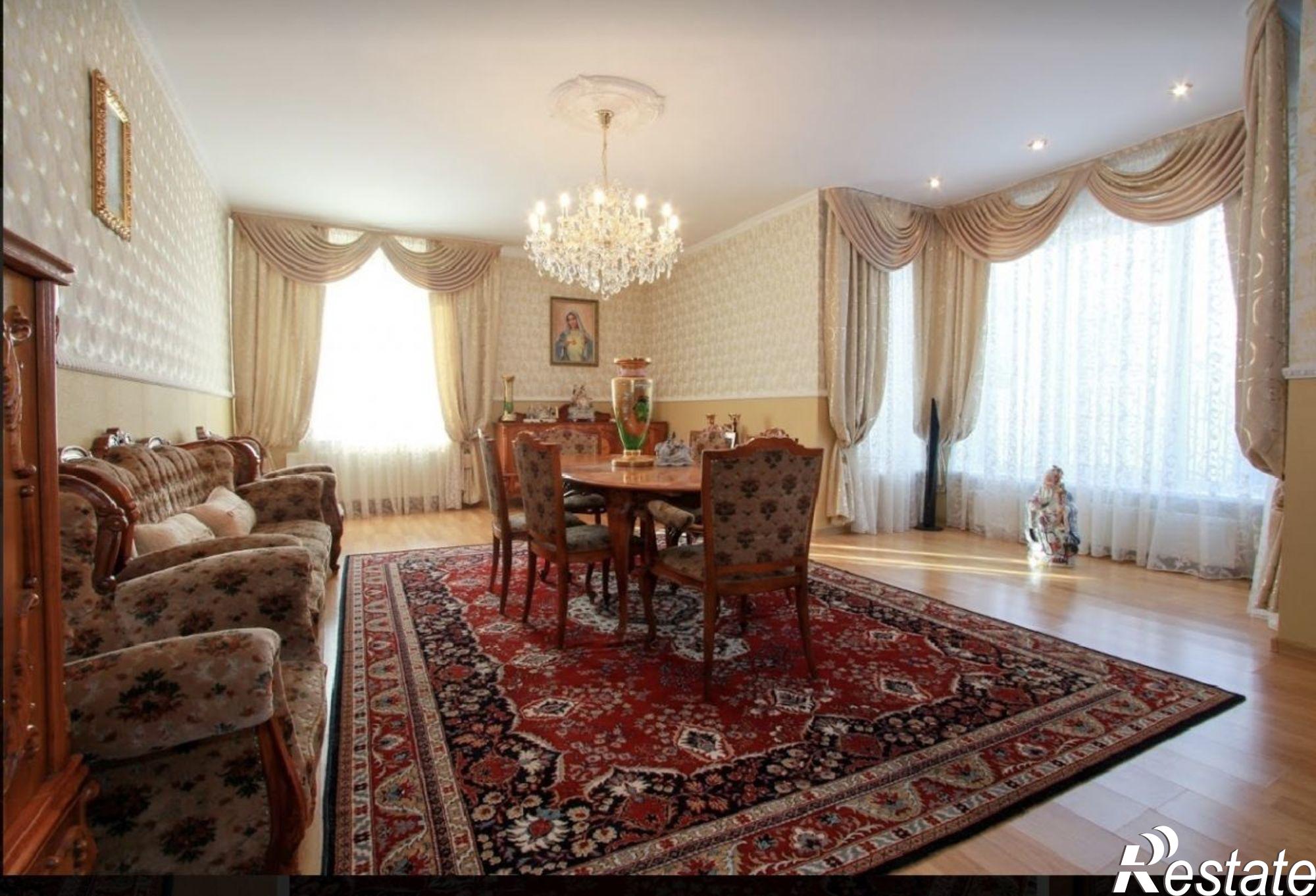 Купить дачу, дом, коттедж за 17 900 000 рублей на Гурьева ул