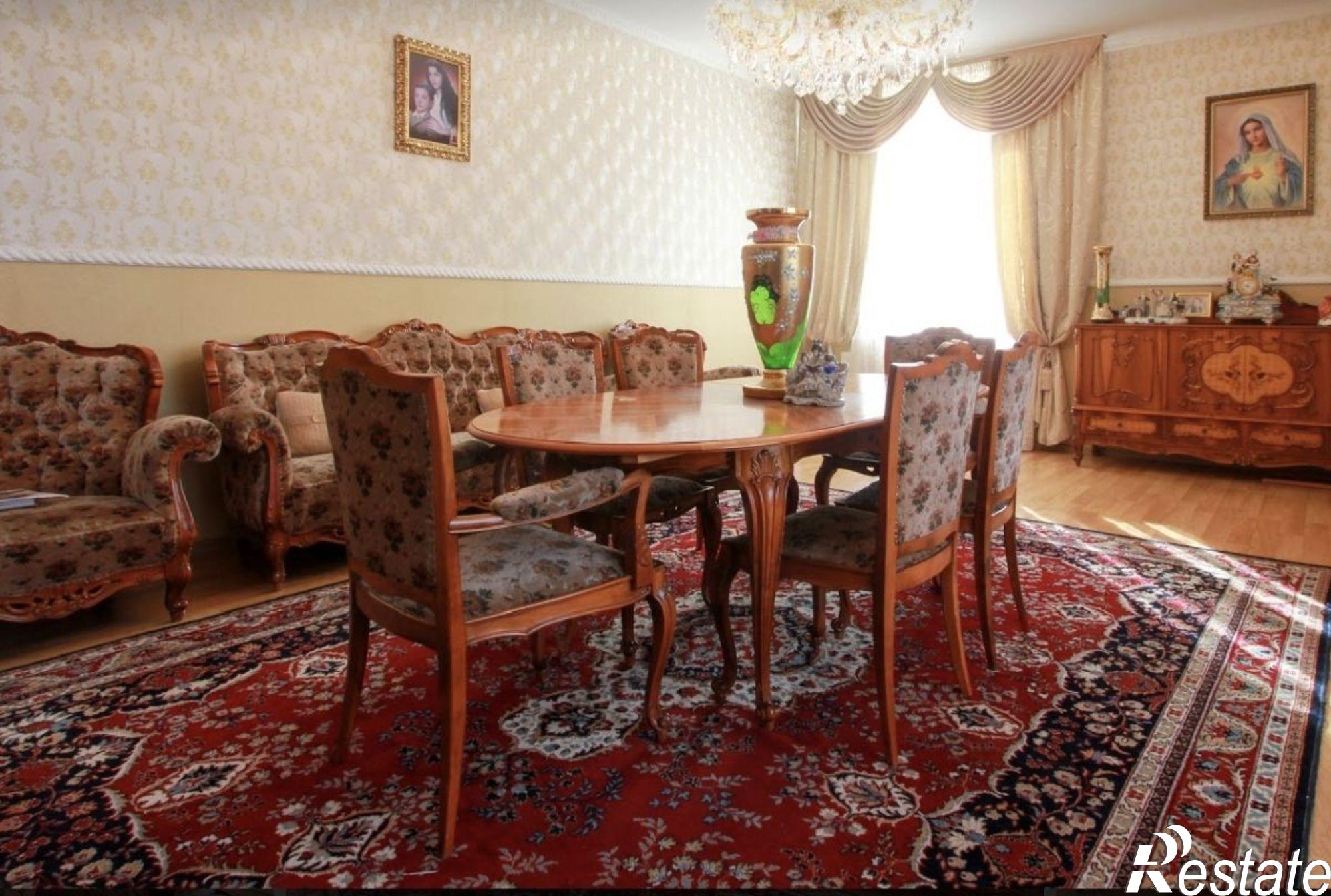 Купить дачу, дом, коттедж за 17 900 000 рублей на Гурьева ул