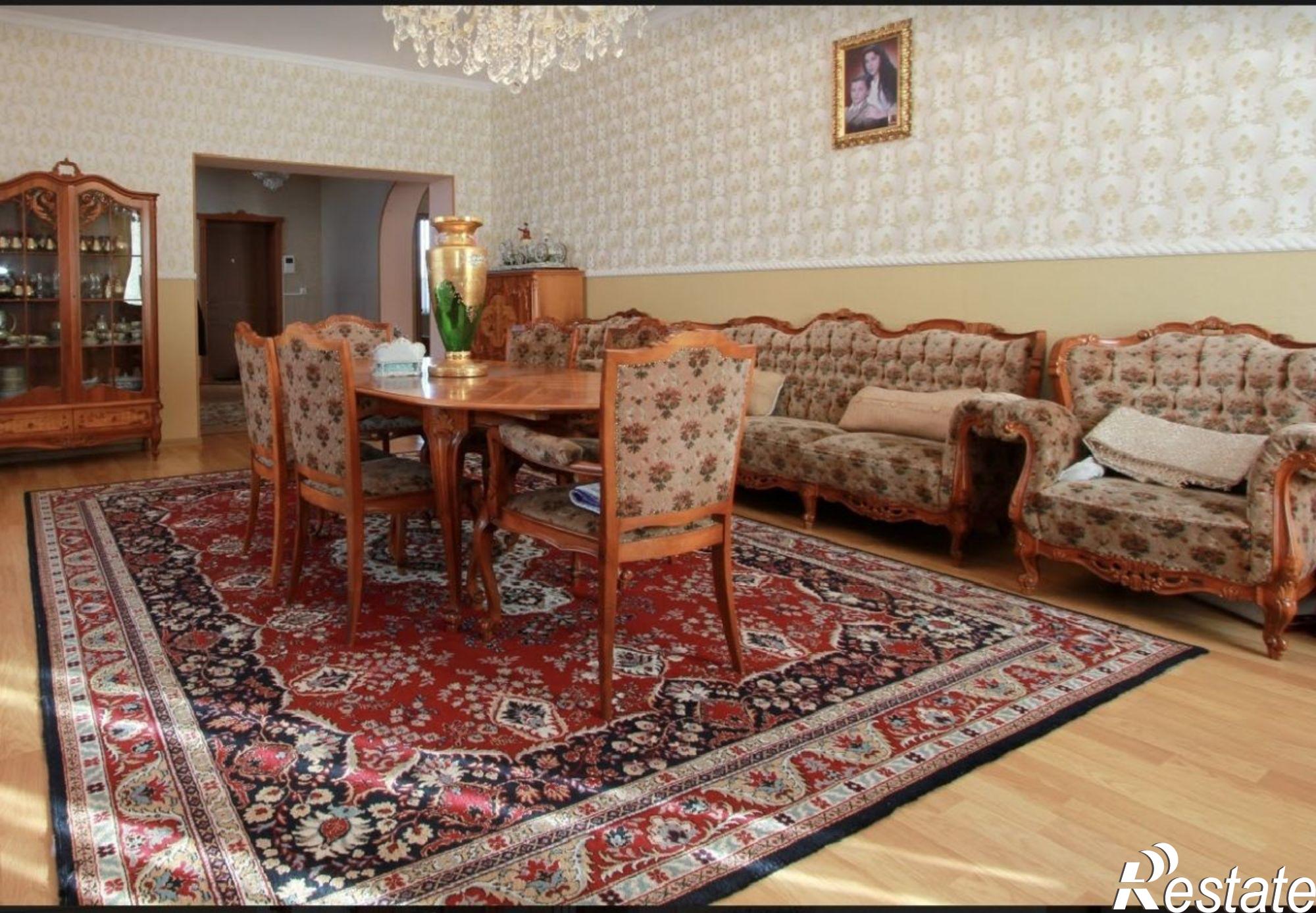 Купить дачу, дом, коттедж за 17 900 000 рублей на Гурьева ул