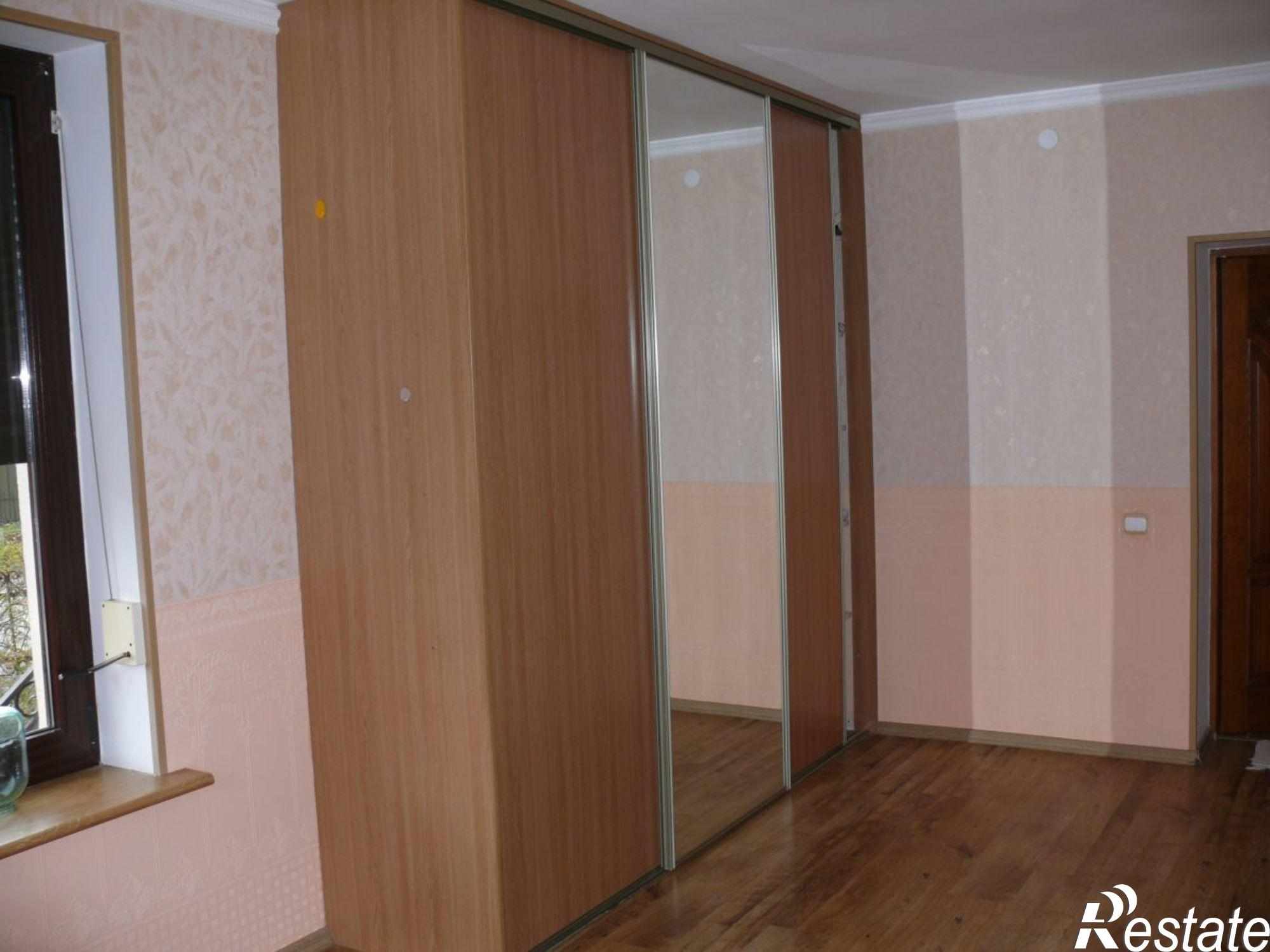 Купить дачу, дом, коттедж за 13 000 000 рублей на Весенняя ул