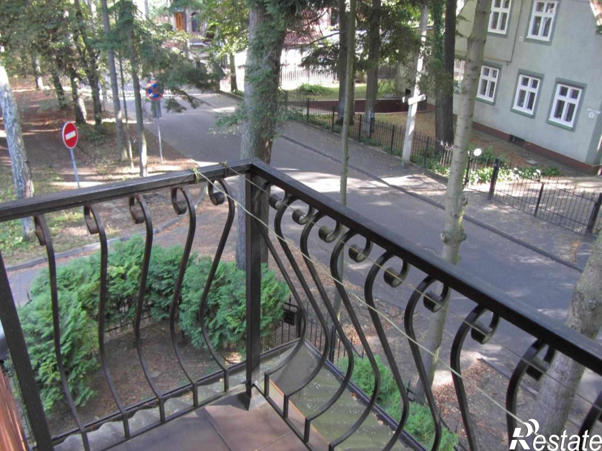 Купить дачу, дом, коттедж за 50 000 000 рублей на Садовая ул