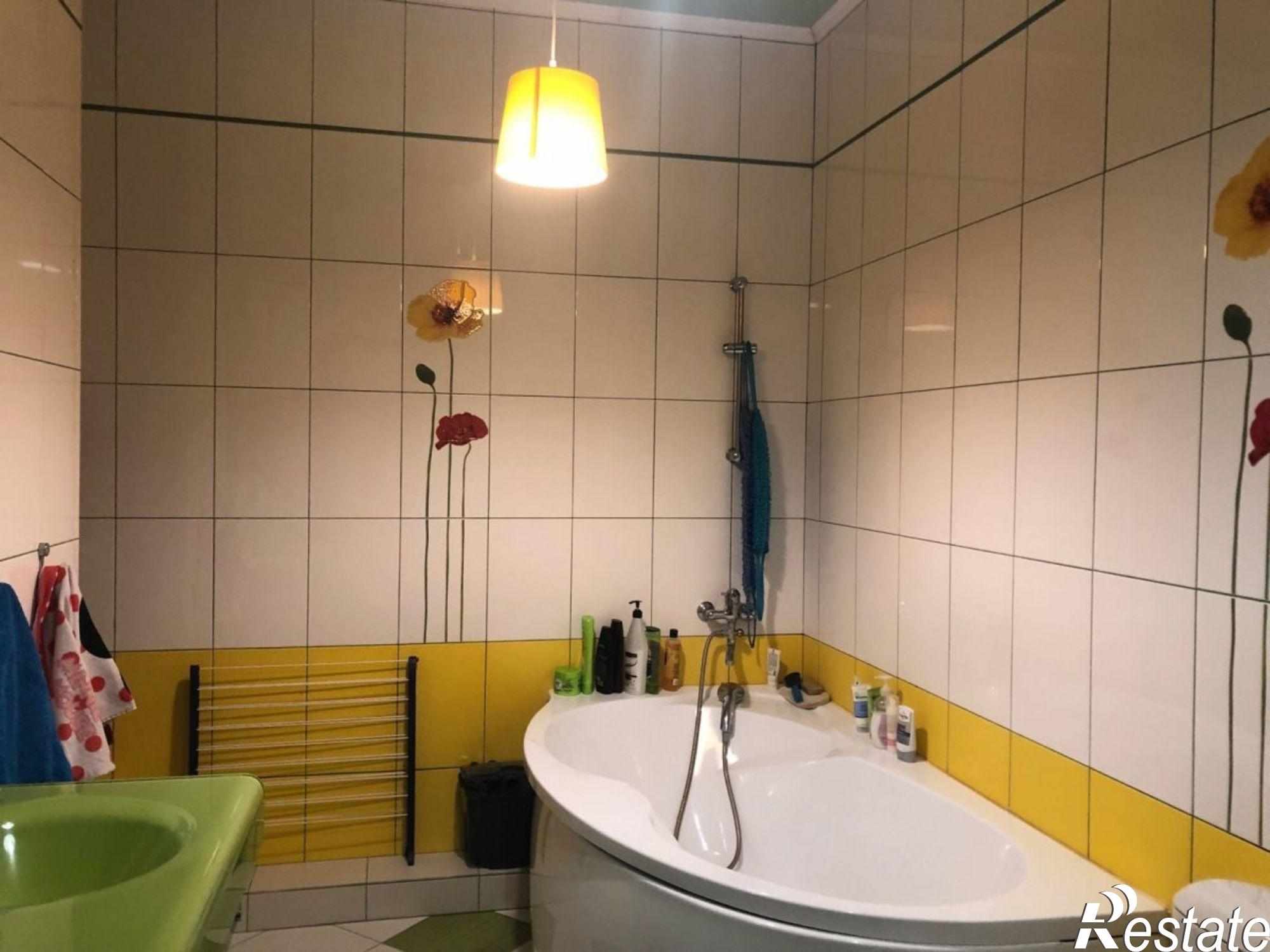 Купить дачу, дом, коттедж за 8 700 000 рублей на Луговая ул