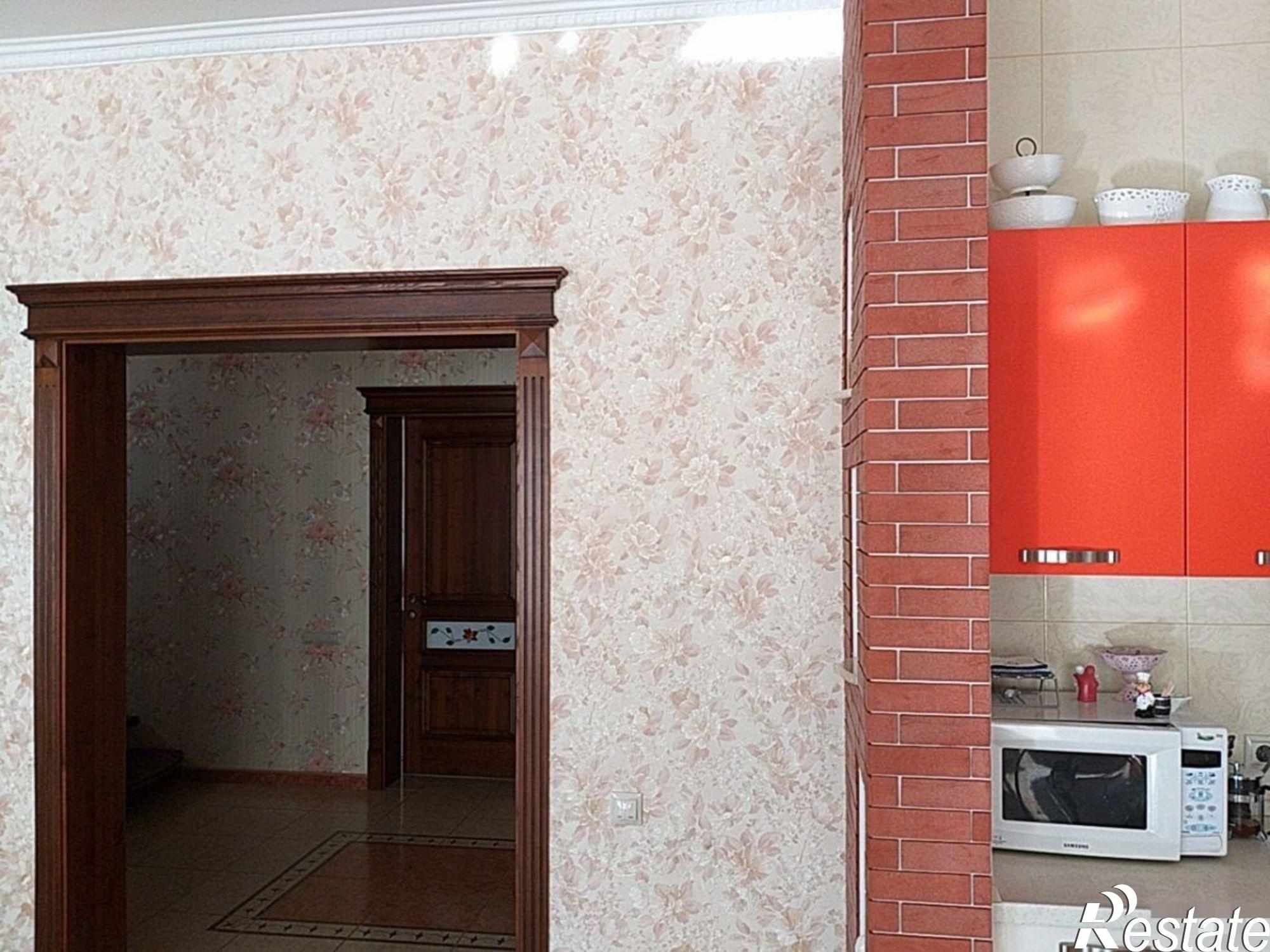 Купить дачу, дом, коттедж за 13 500 000 рублей на Брянская ул