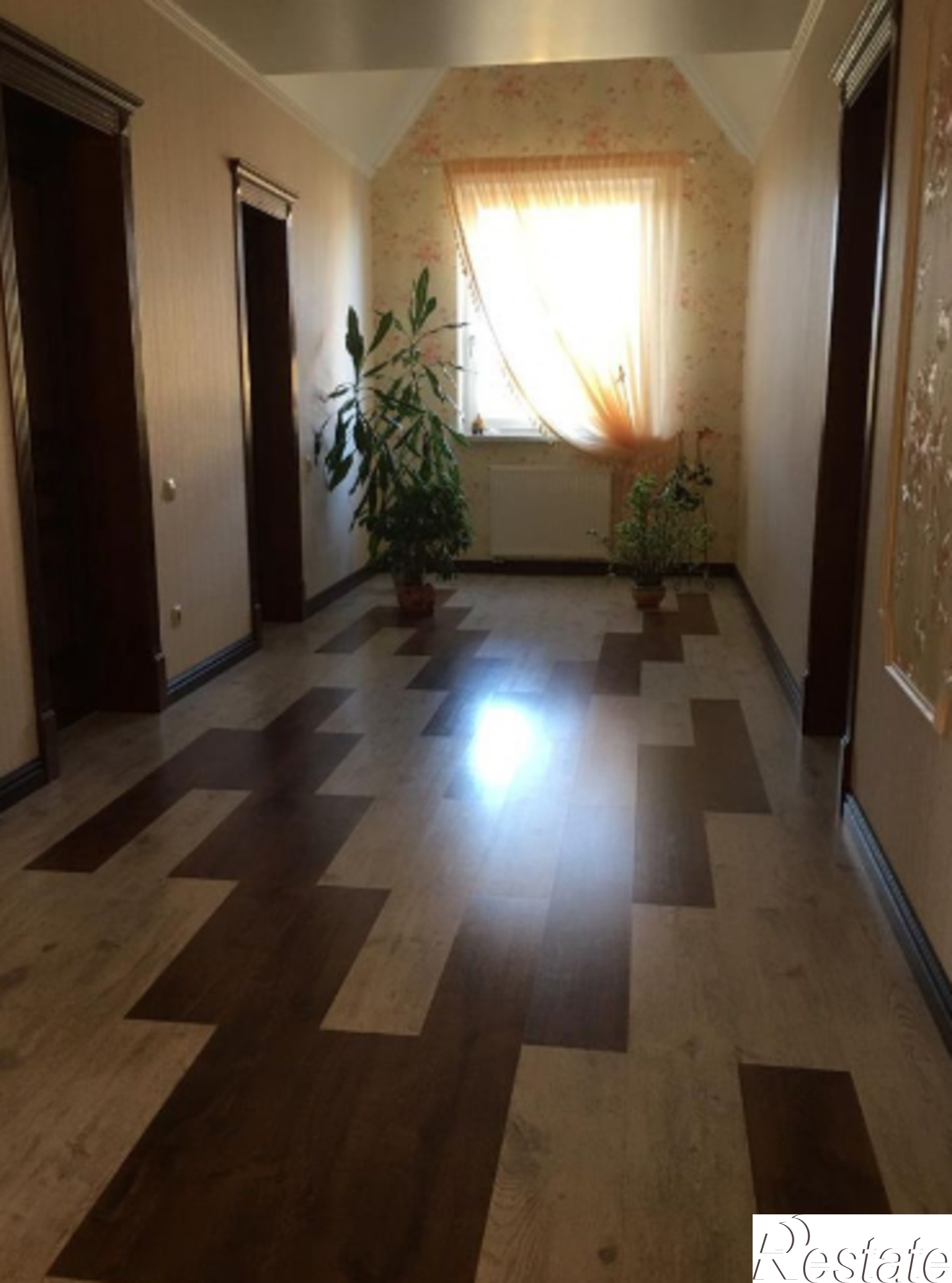 Купить дачу, дом, коттедж за 13 500 000 рублей на Брянская ул