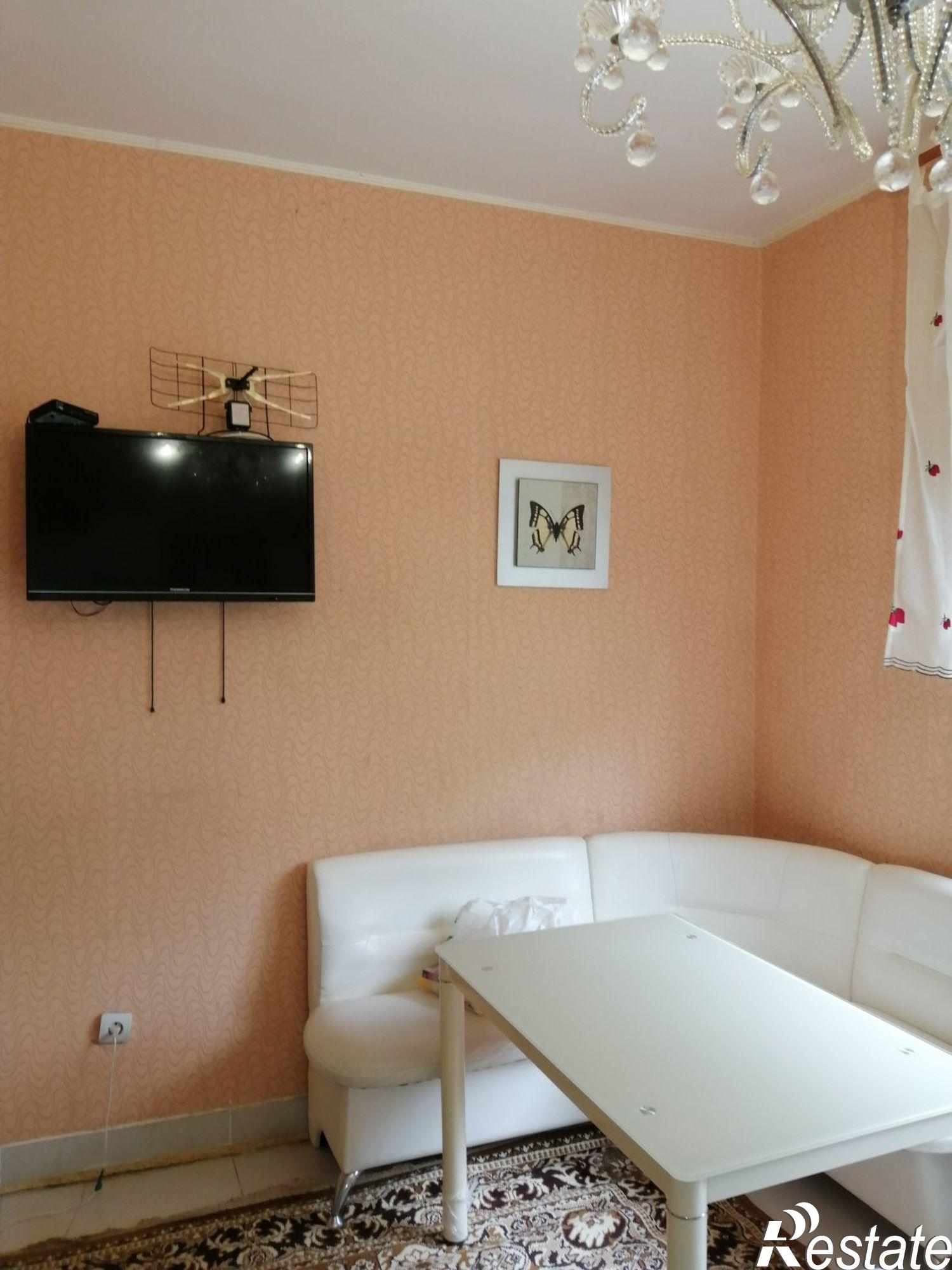 Купить дачу, дом, коттедж за 8 000 000 рублей на Спортивная ул