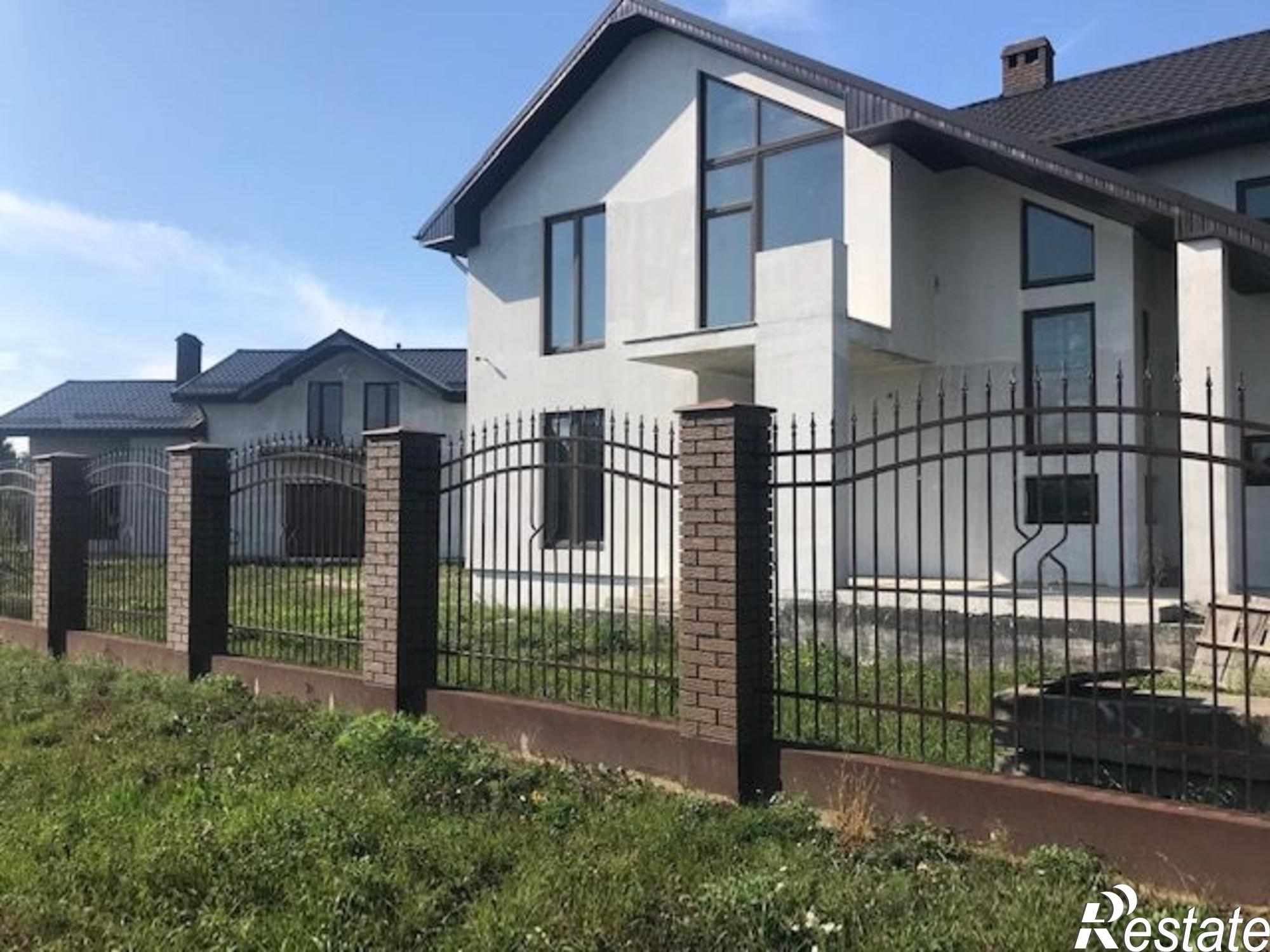Купить дачу, дом, коттедж за 15 000 000 рублей на Золотистая ул