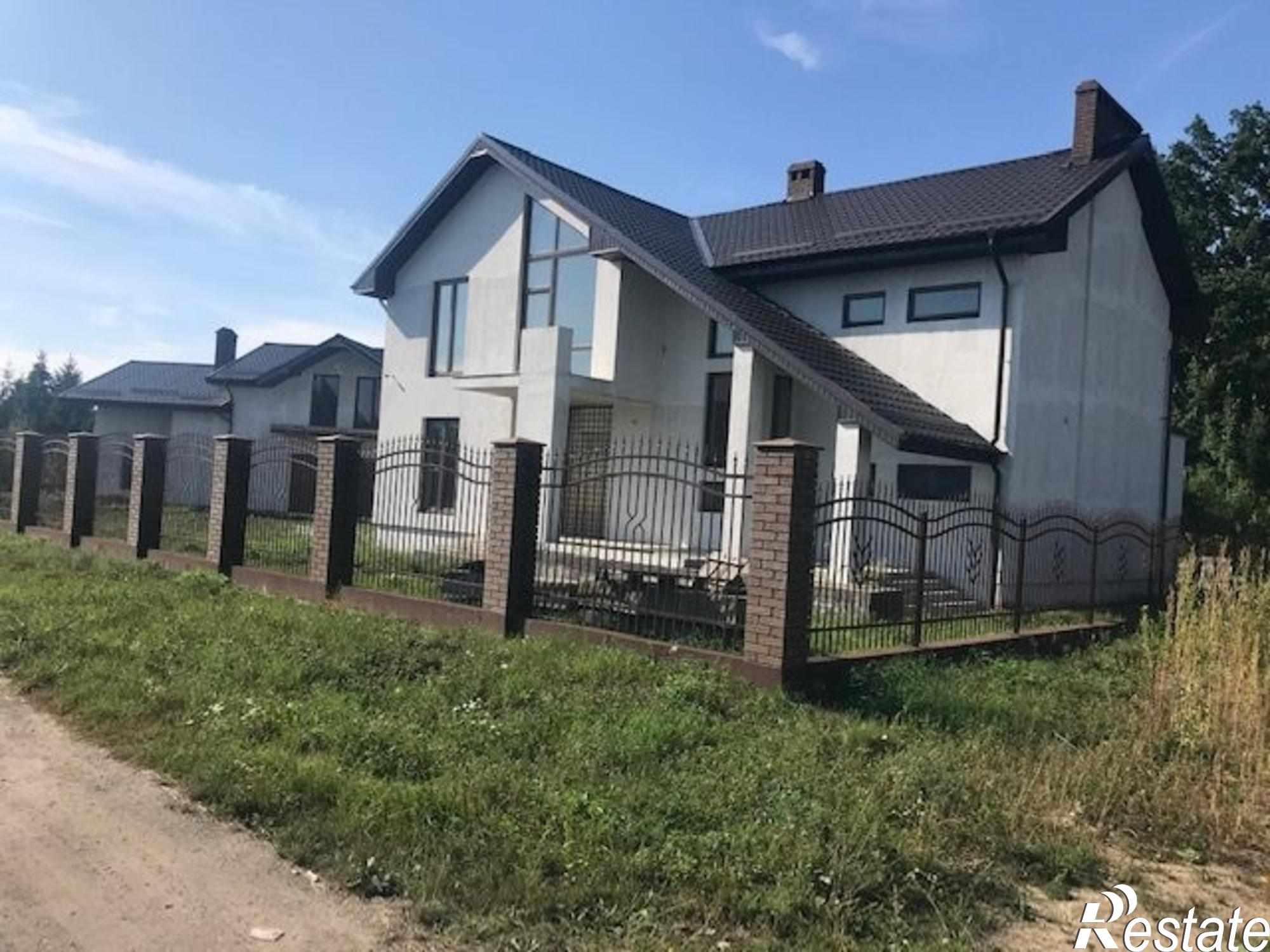 Купить дачу, дом, коттедж за 15 000 000 рублей на Золотистая ул