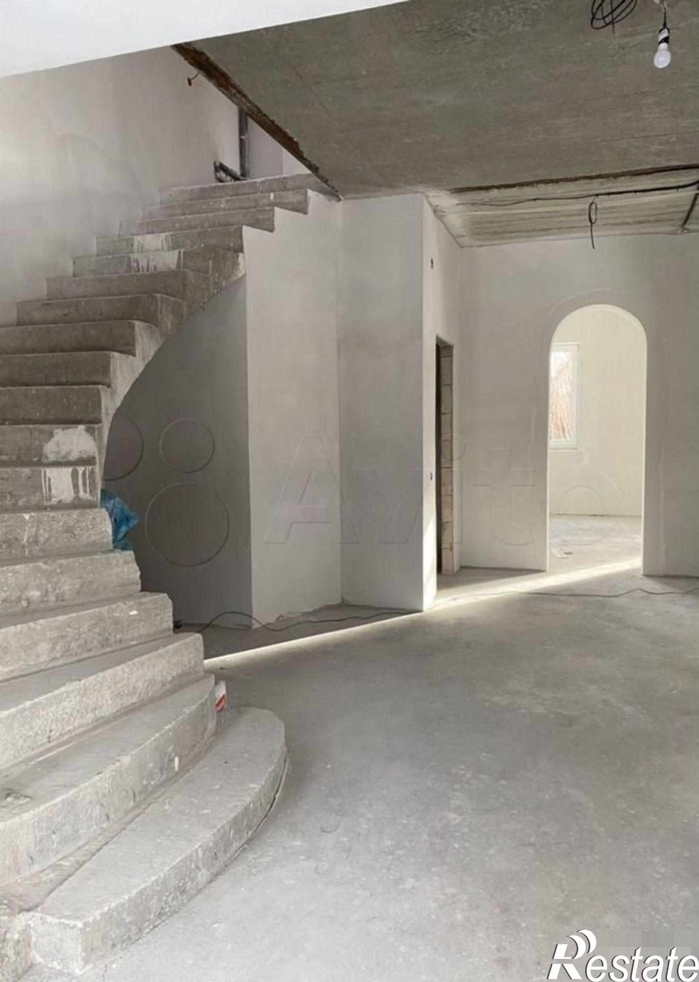 Купить дачу, дом, коттедж за 15 200 000 рублей на Муромская ул