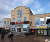 торговое помещение 202.9 кв м Революции ул, 2