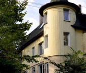 5-комн, 146кв м, этаж 3/3 Победы пр-кт, 8