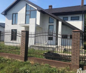 коттедж 304.5 кв м Золотистая ул