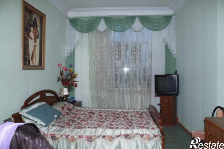 4-комн квартира Октябрьская улица, 288