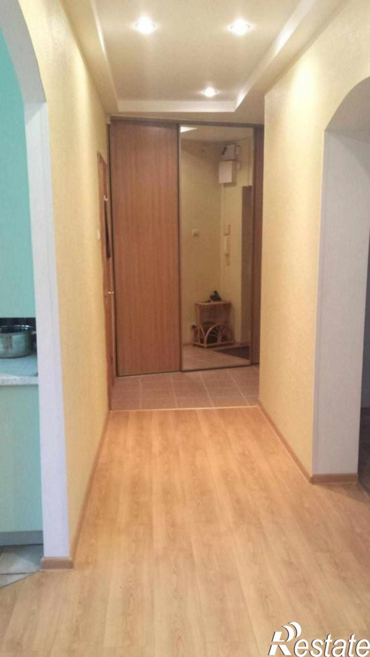 3-комн квартира Коммунальная ул, 24