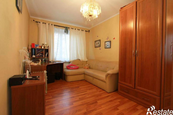 3-комн квартира Генерала Толстикова ул, 18