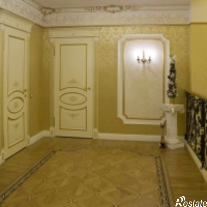 4-комн квартира Ю.Гагарина ул, 15 А