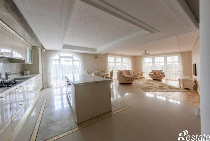 3-комн квартира Комсомольский пер, 3