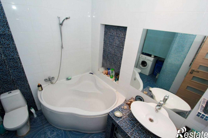 5-комн квартира Огарева ул, 28