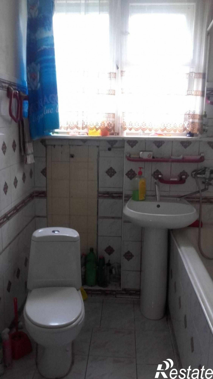 4-комн квартира Саратовская ул, 8