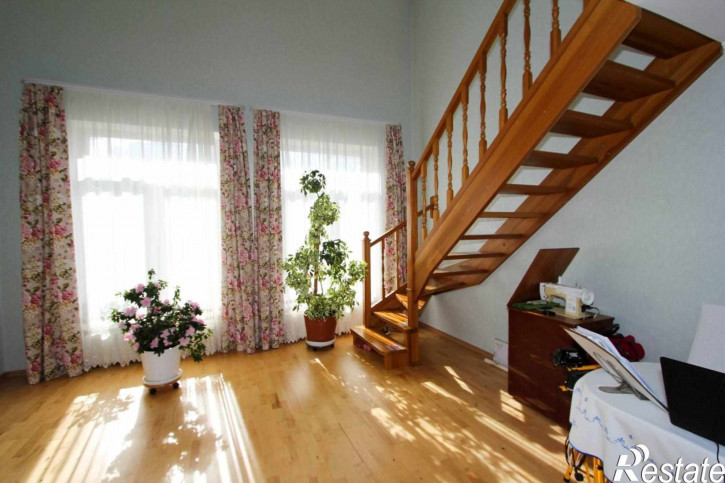 4-комн квартира Сержанта Колоскова ул, 6а, корпус 3