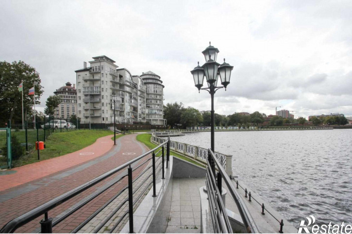 2-комн квартира Корабельная ул, 3