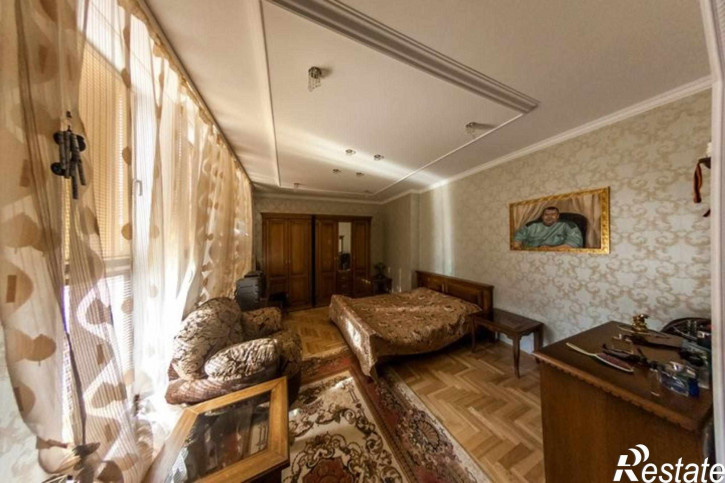 6-комн квартира Офицерская ул, 7