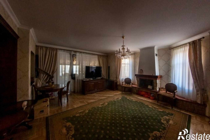 6-комн квартира Офицерская ул, 7