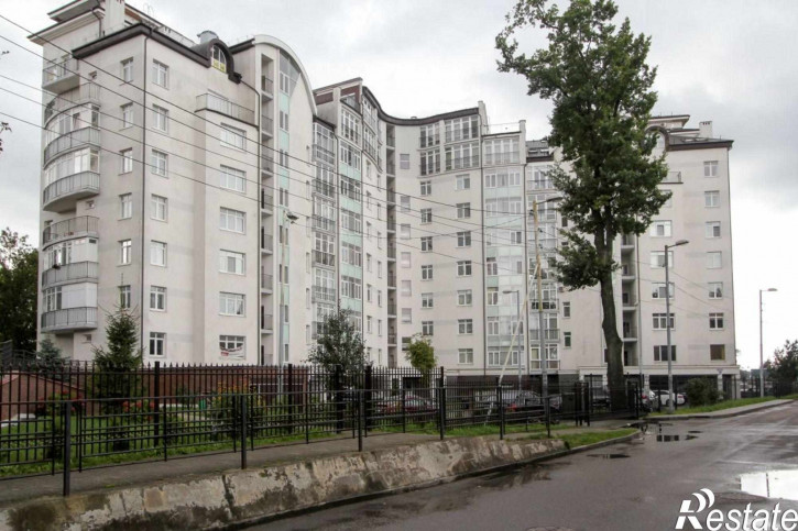 2-комн квартира Корабельная ул, 3