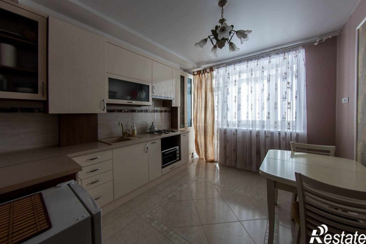 2-комн квартира Комсомольский пер, 7