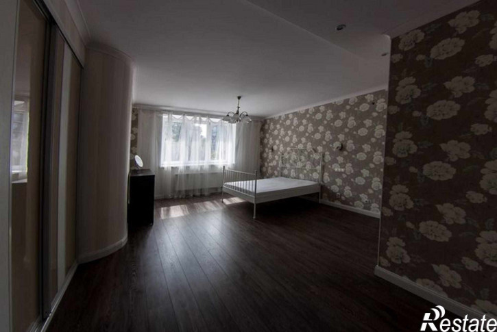 2-комн квартира Комсомольский пер, 7