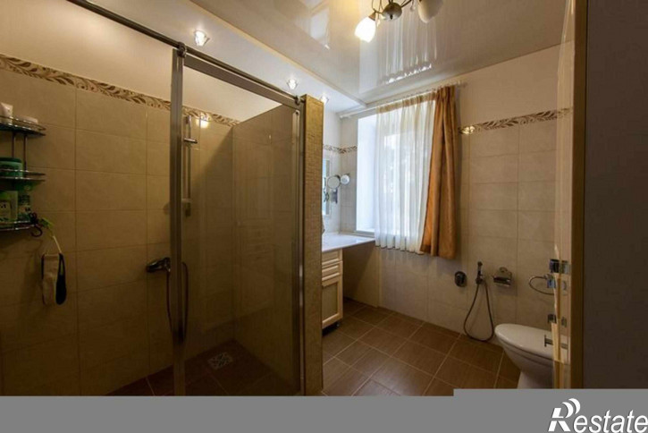 2-комн квартира Комсомольский пер, 7