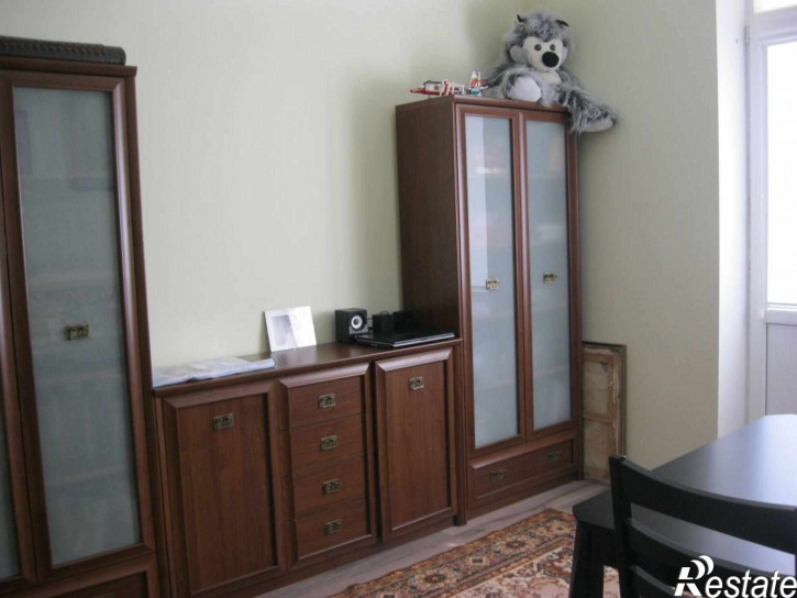 4-комн квартира Яблоневая ул, 5