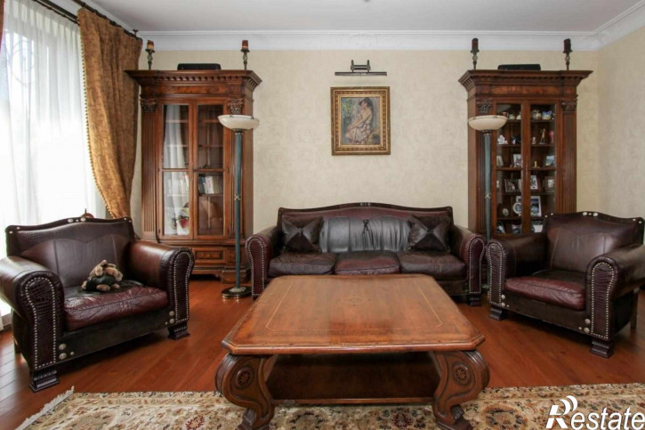 2-комн квартира Багратиона ул, 123