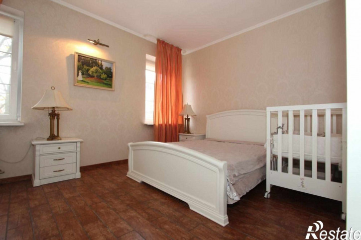 2-комн квартира Каштановая аллея ул, 7