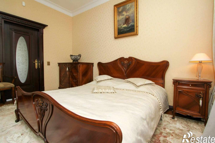 2-комн квартира Багратиона ул, 123