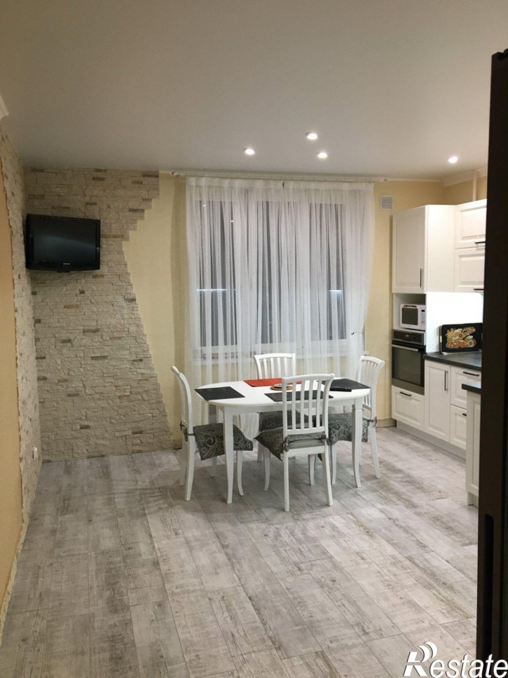 3-комн квартира Тургенева ул, 14 В