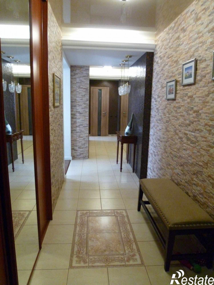 3-комн квартира Куйбышева ул, 53а