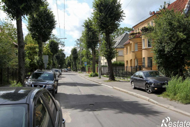 4-комн квартира Энгельса ул, 22