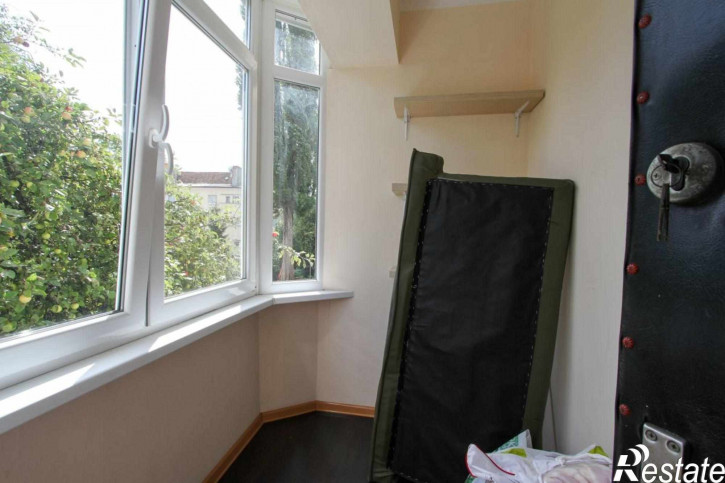 4-комн квартира Энгельса ул, 22