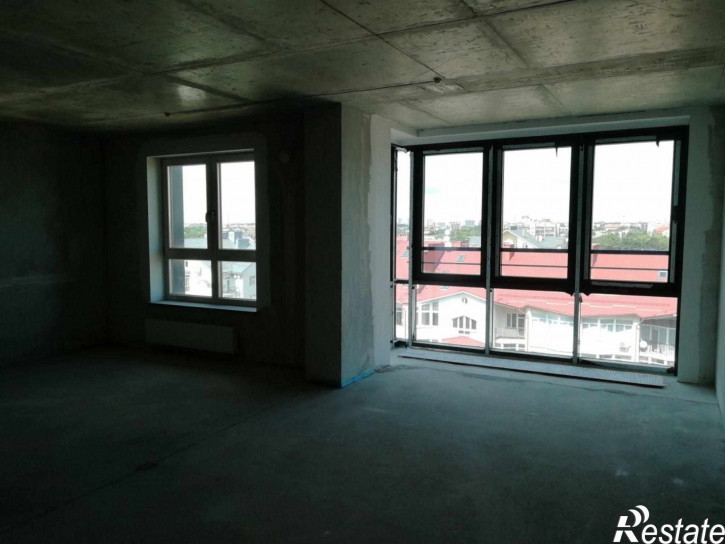 4-комн квартира Сержанта Колоскова ул, 8