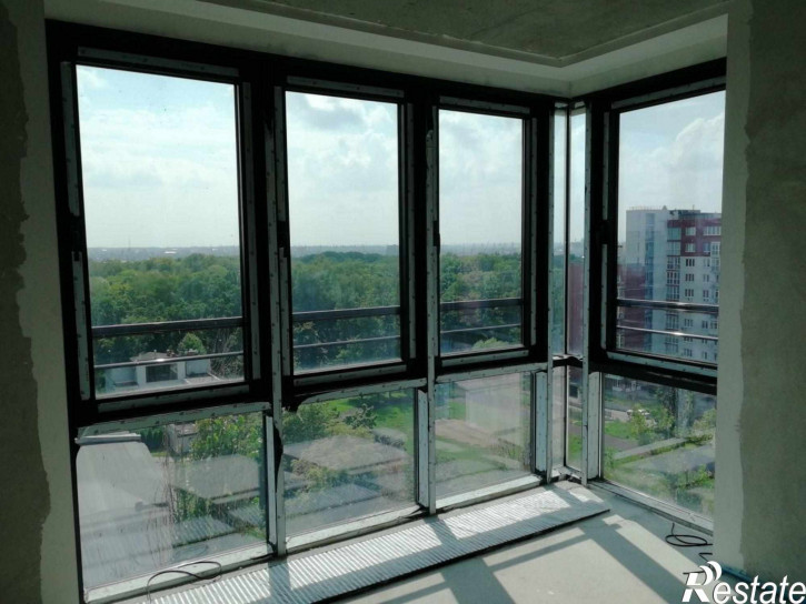 4-комн квартира Сержанта Колоскова ул, 8