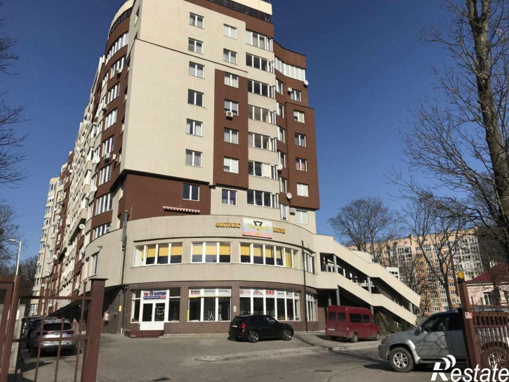 6-комн квартира Ю.Гагарина ул, 1