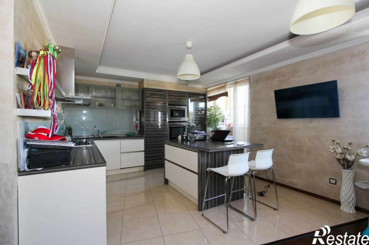 3-комн квартира Курганская ул, 3