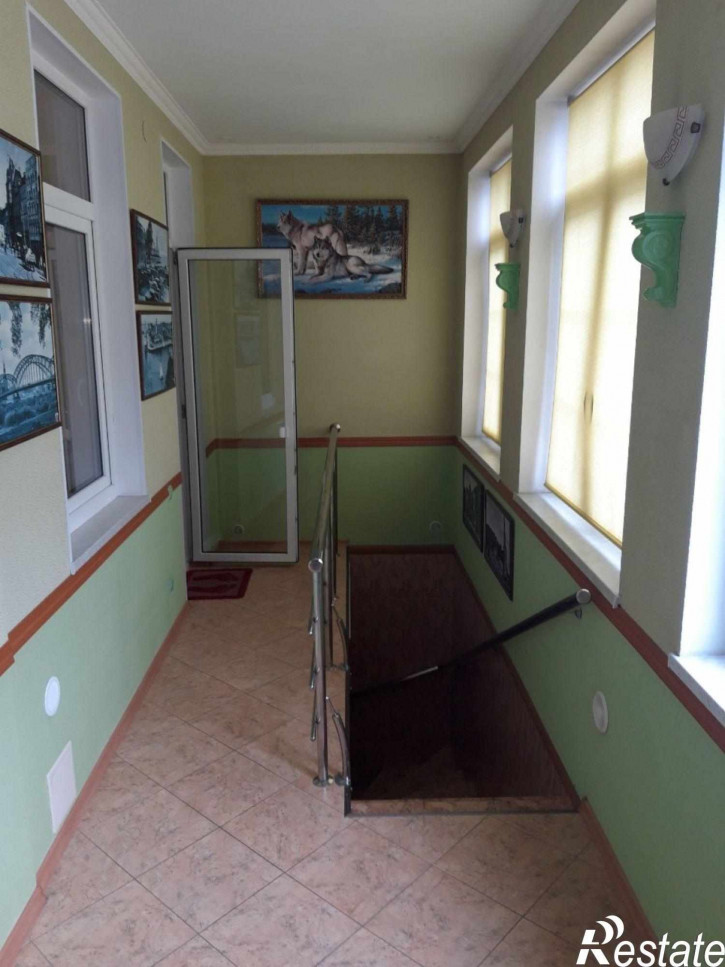 2-комн квартира Комсомольская ул, 90
