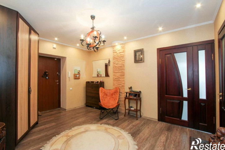 3-комн квартира Щорса пер, 1