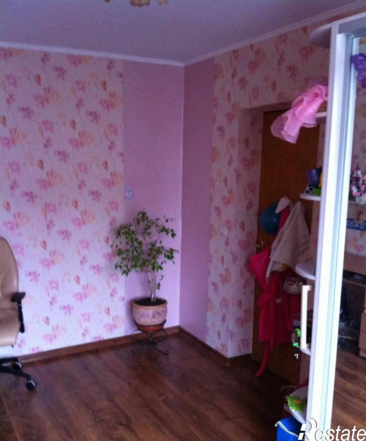 4-комн квартира Ростовская ул, 28
