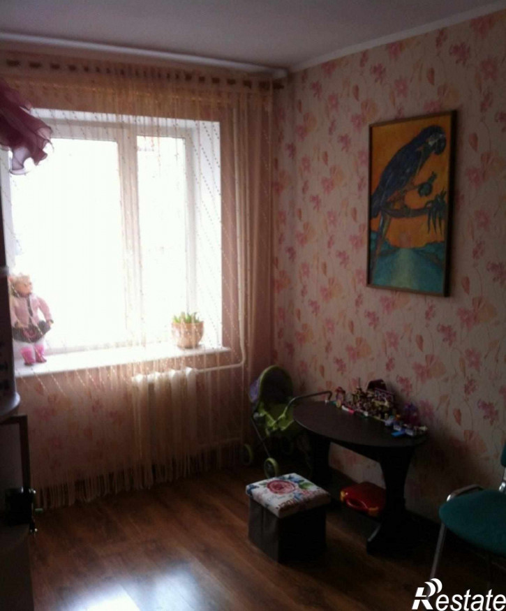 4-комн квартира Ростовская ул, 28