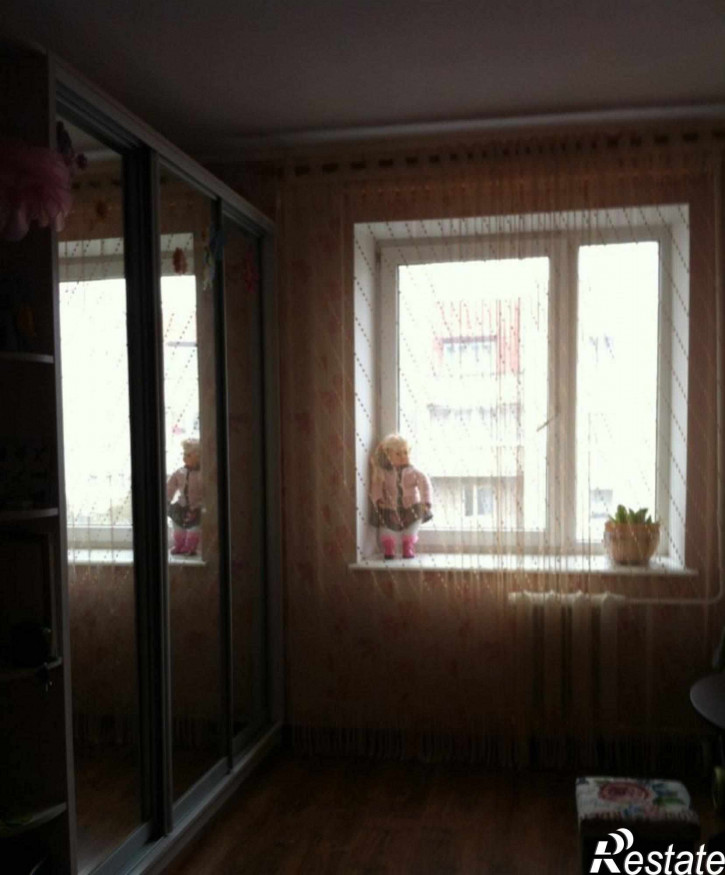 4-комн квартира Ростовская ул, 28