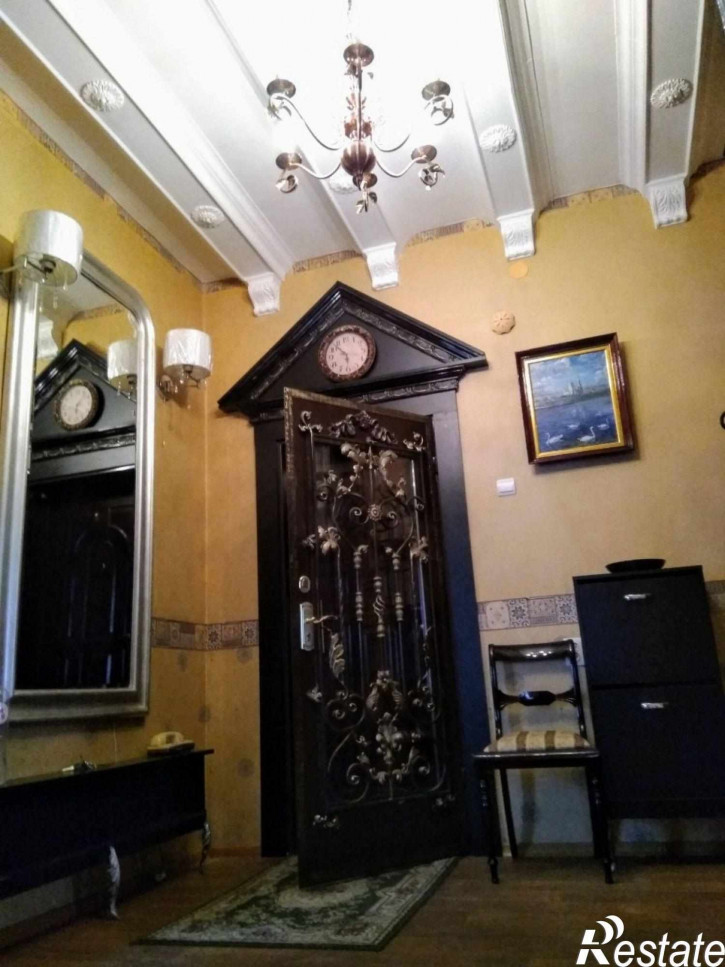 2-комн квартира Минина и Пожарского ул, 16