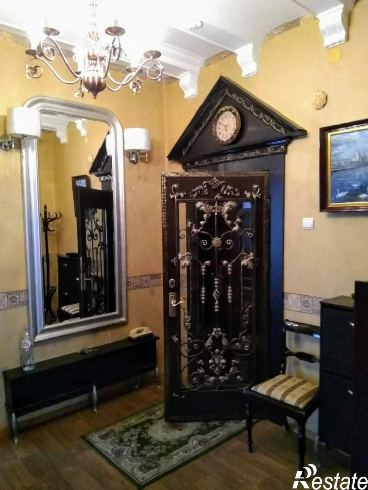 2-комн квартира Минина и Пожарского ул, 16